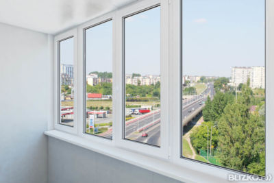 Пластиковые балконы заказать недорого цена, фото, где купить.